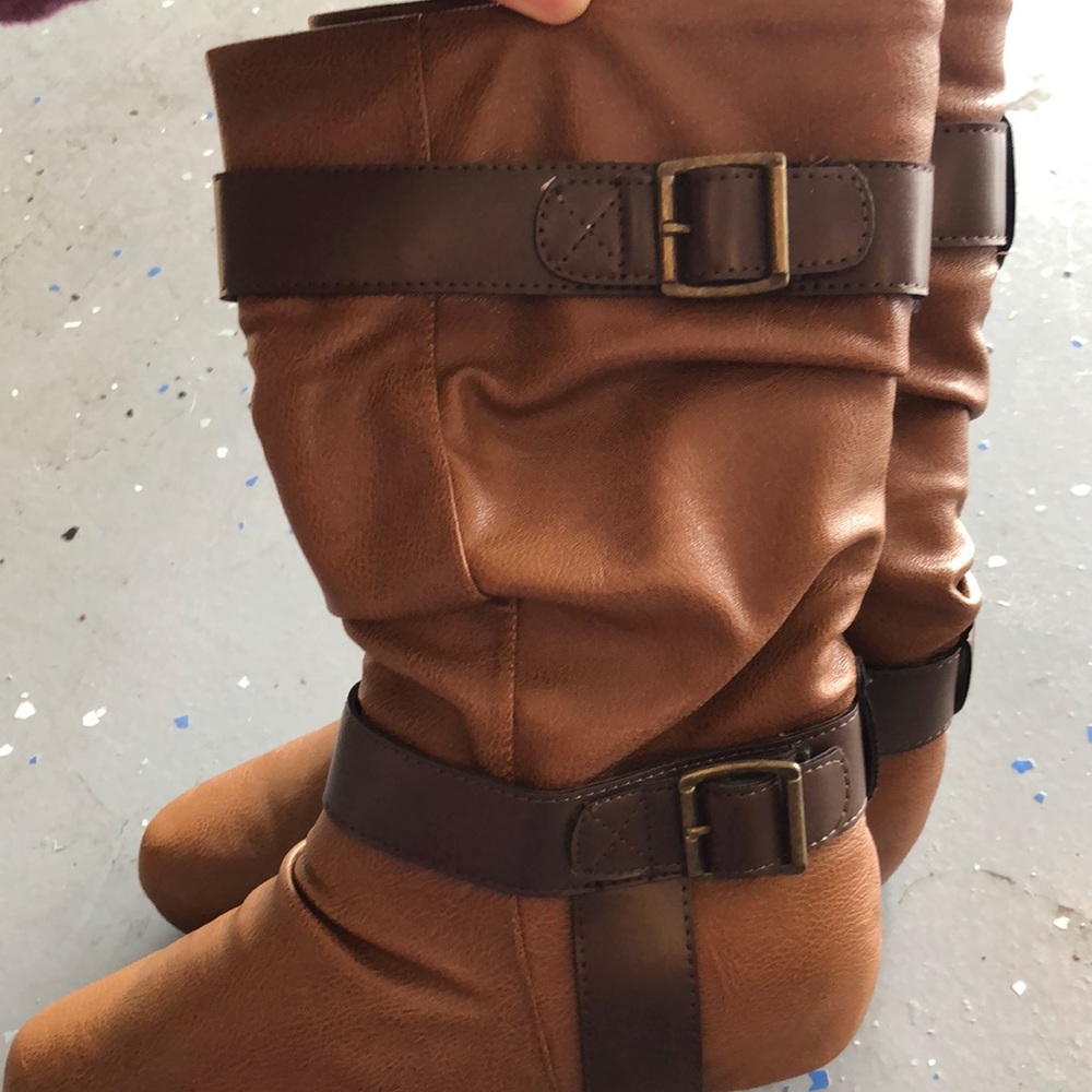 ✨NEW!✨ Boots! - Picture 4 of 6